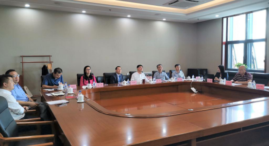 A symposium on the preparation of Jilin applied mathematics and cross science center was held in Jilin university